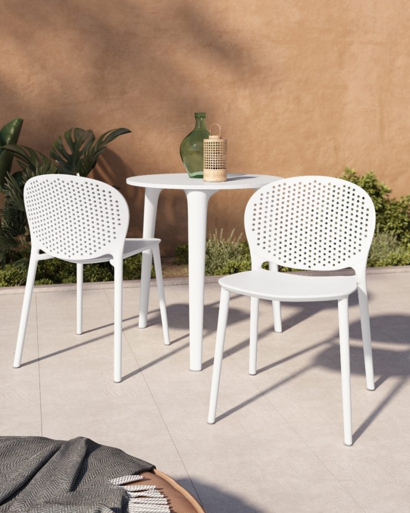 Sillas de exterior en Sevilla.